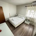 Apartment Bob Marley